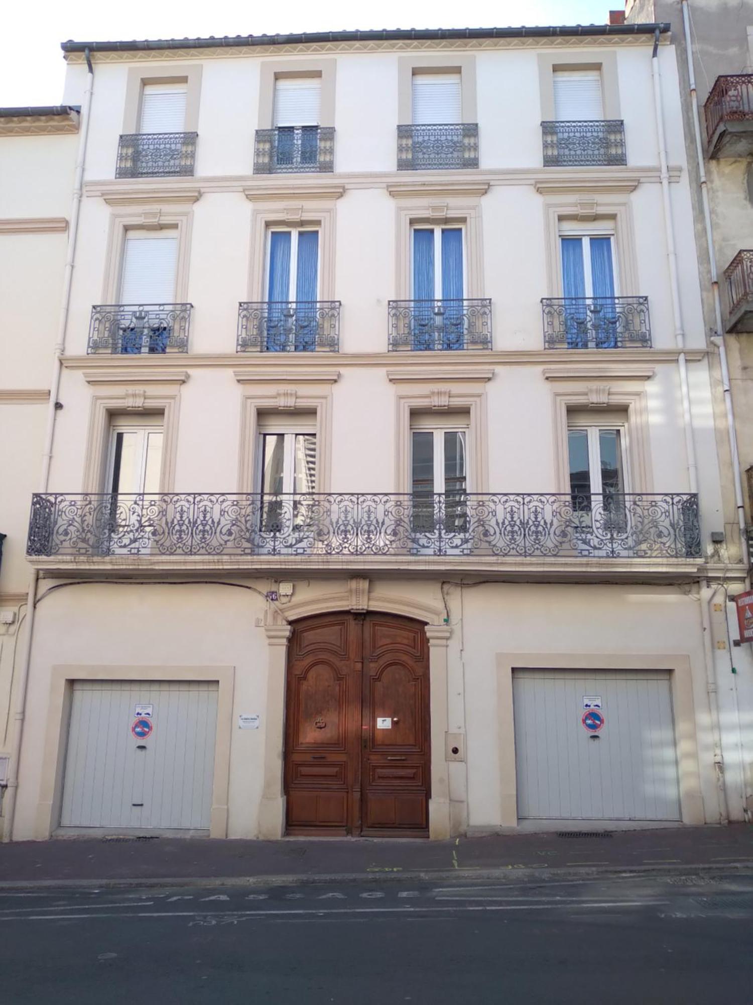 "Le Patio"-Meuble De Tourisme 3 Etoiles -Residence "Les Logis De Beziers"-Garage Optionnel-Coeur De Ville-Plages A 16Km ! المظهر الخارجي الصورة