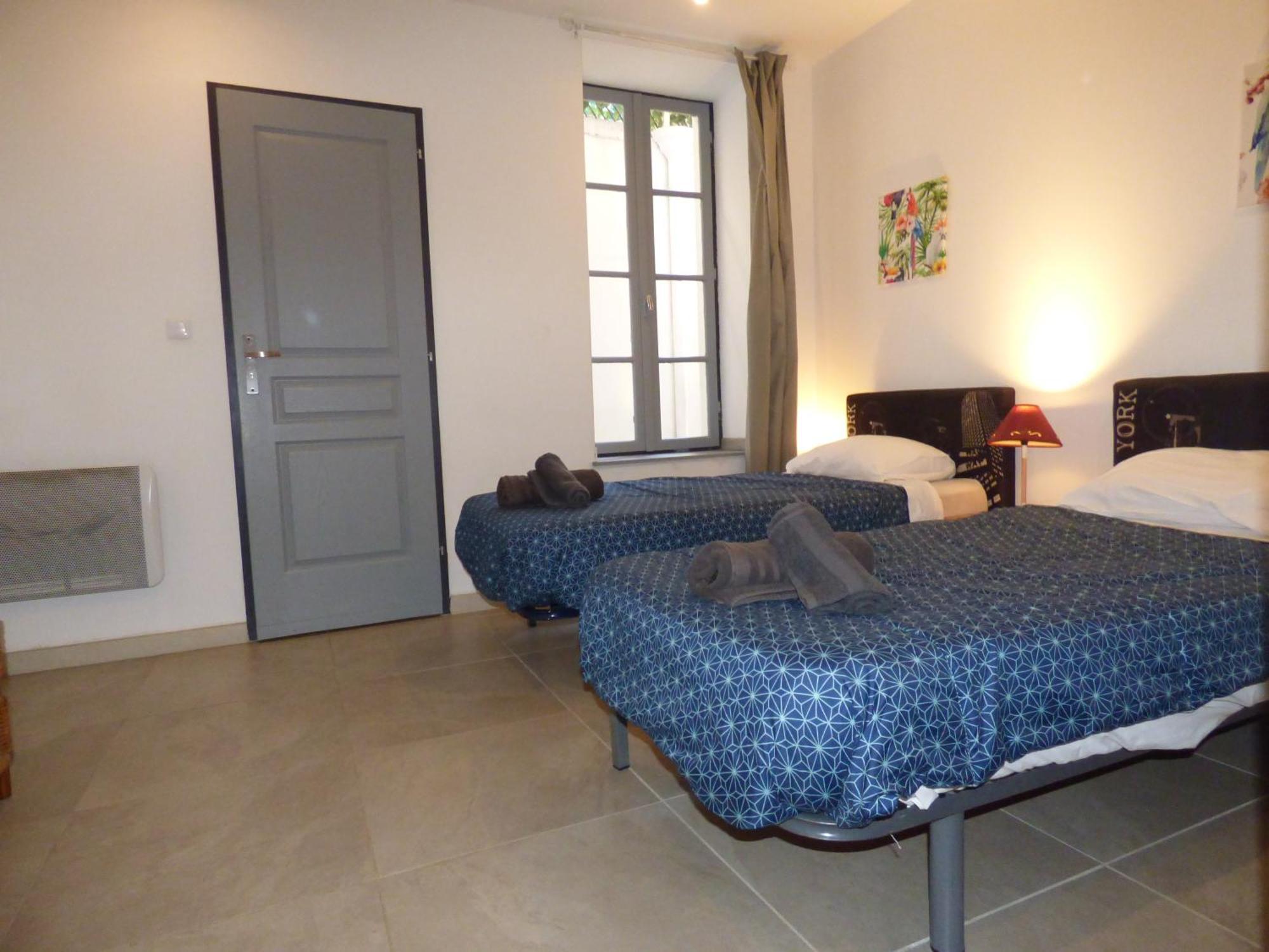 "Le Patio"-Meuble De Tourisme 3 Etoiles -Residence "Les Logis De Beziers"-Garage Optionnel-Coeur De Ville-Plages A 16Km ! المظهر الخارجي الصورة