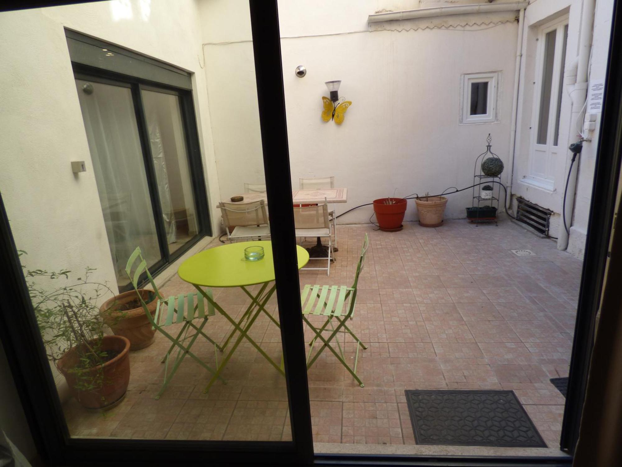 "Le Patio"-Meuble De Tourisme 3 Etoiles -Residence "Les Logis De Beziers"-Garage Optionnel-Coeur De Ville-Plages A 16Km ! المظهر الخارجي الصورة