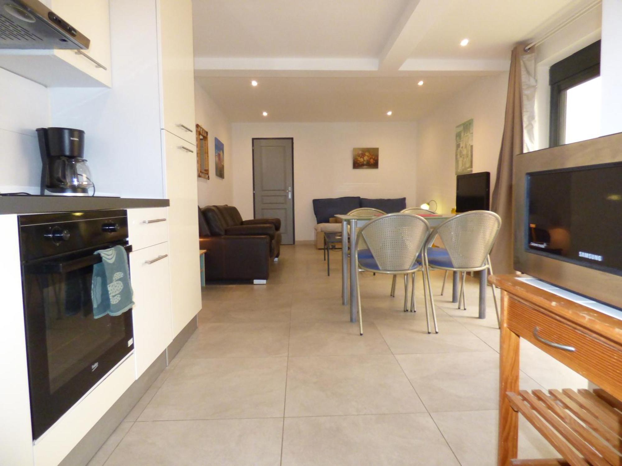 "Le Patio"-Meuble De Tourisme 3 Etoiles -Residence "Les Logis De Beziers"-Garage Optionnel-Coeur De Ville-Plages A 16Km ! المظهر الخارجي الصورة